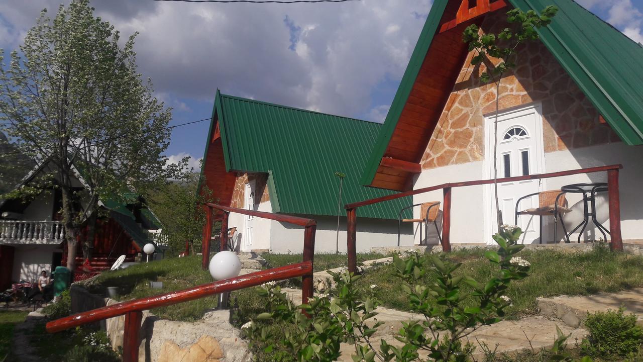 B&B Konak ปลูชิเน ภายนอก รูปภาพ